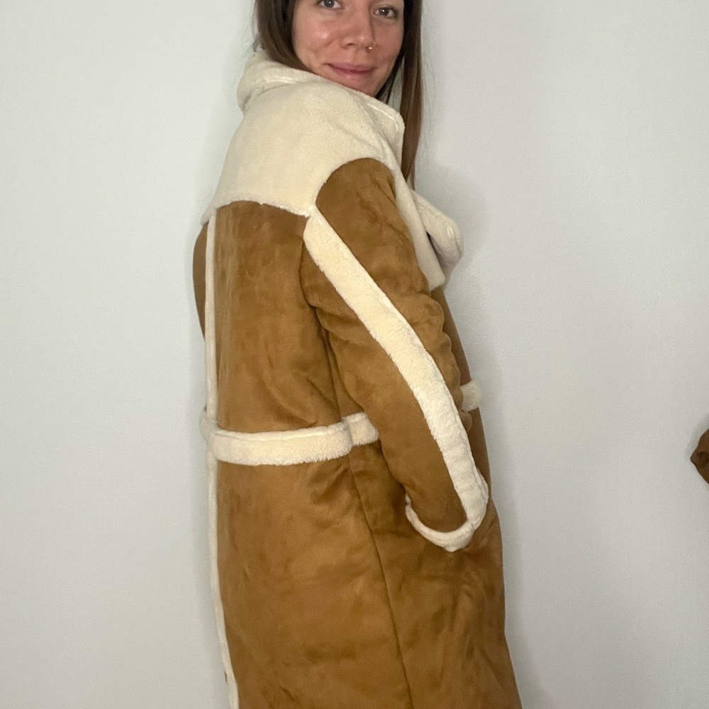 NWOT Women's BLANC NYC faux Tan and Cream Shearling Coat - Picture 6 of 6